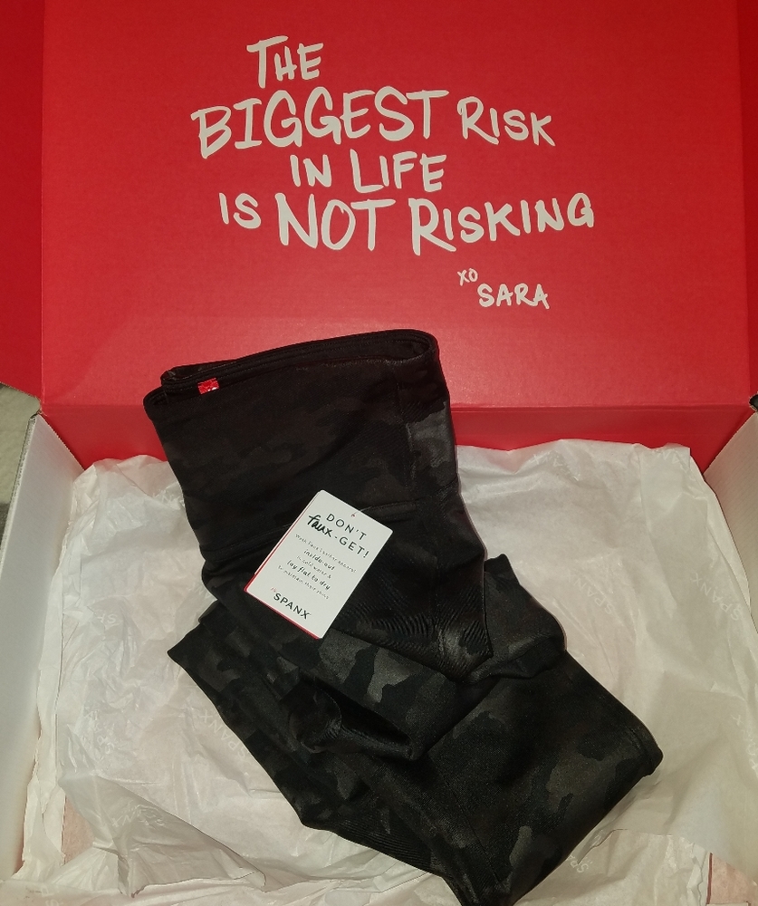 Spanx sz small faux leather black camo legging NWT